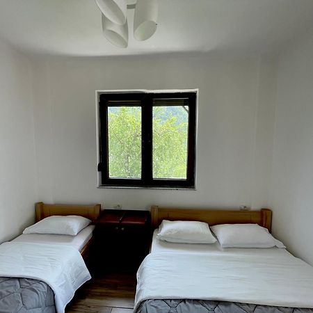 Lazer Cardaku Guesthouse Valbone Eksteriør billede