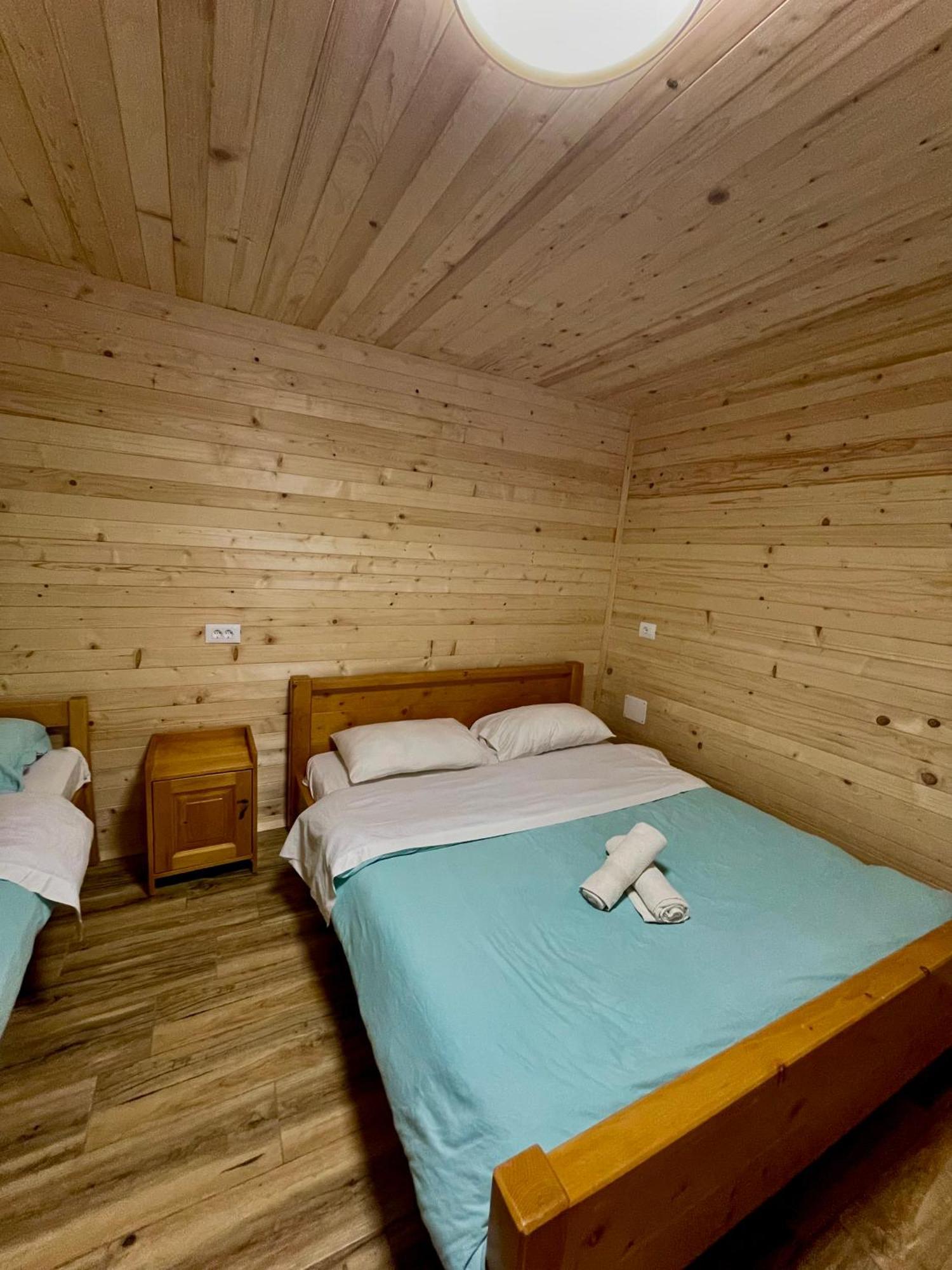 Lazer Cardaku Guesthouse Valbone Eksteriør billede