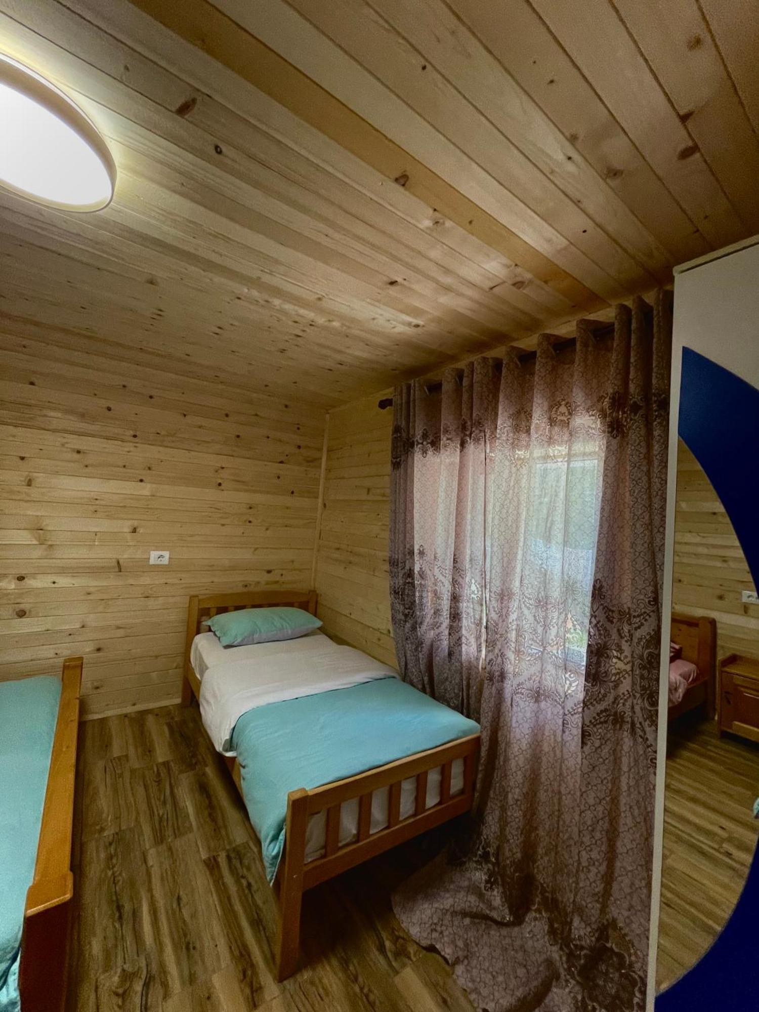 Lazer Cardaku Guesthouse Valbone Eksteriør billede